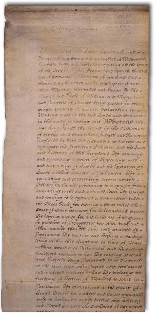 L'originale manoscritto del Bill of Rights del 1689, fittamente scritto su pergamena